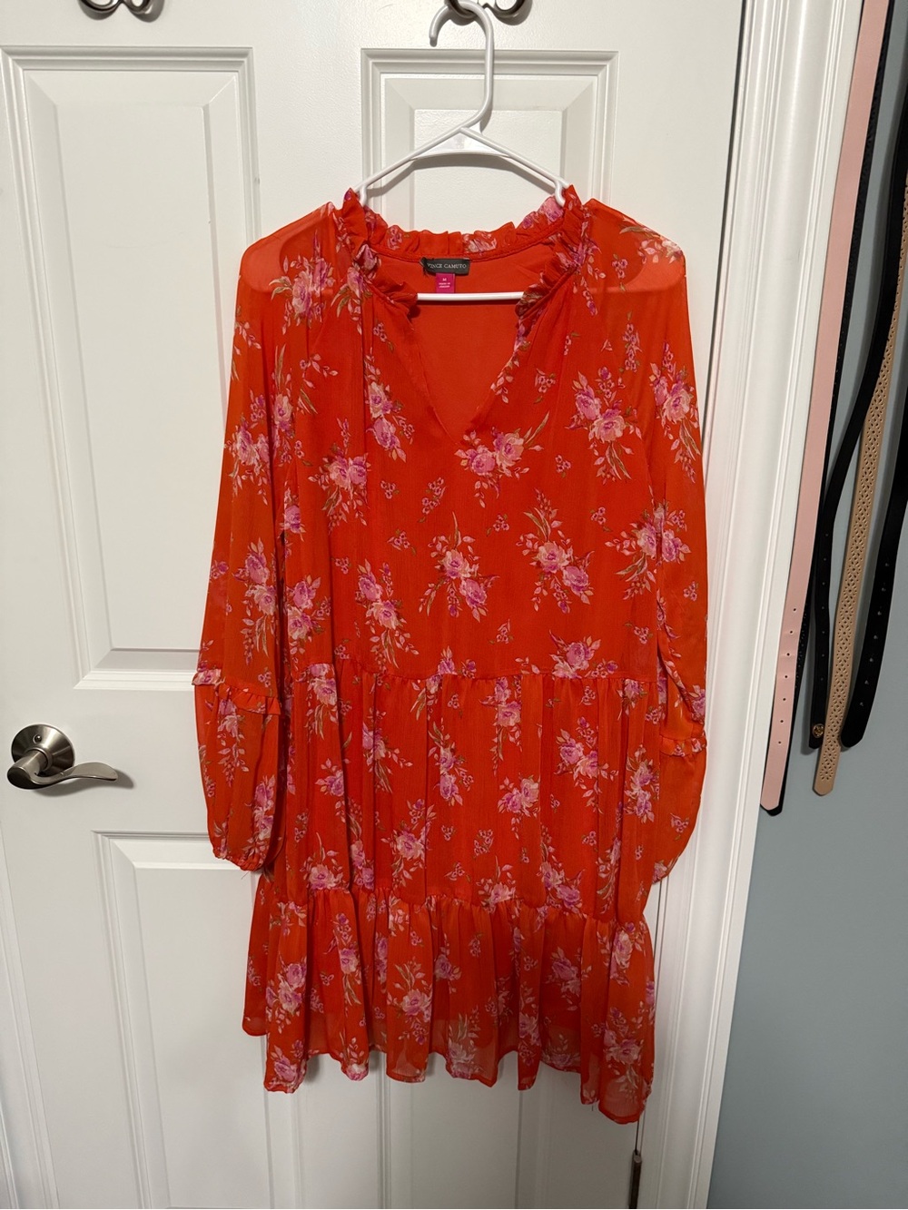 VINCE CAMUTO Orange Floral Long Sleeve Dress | Size Medium